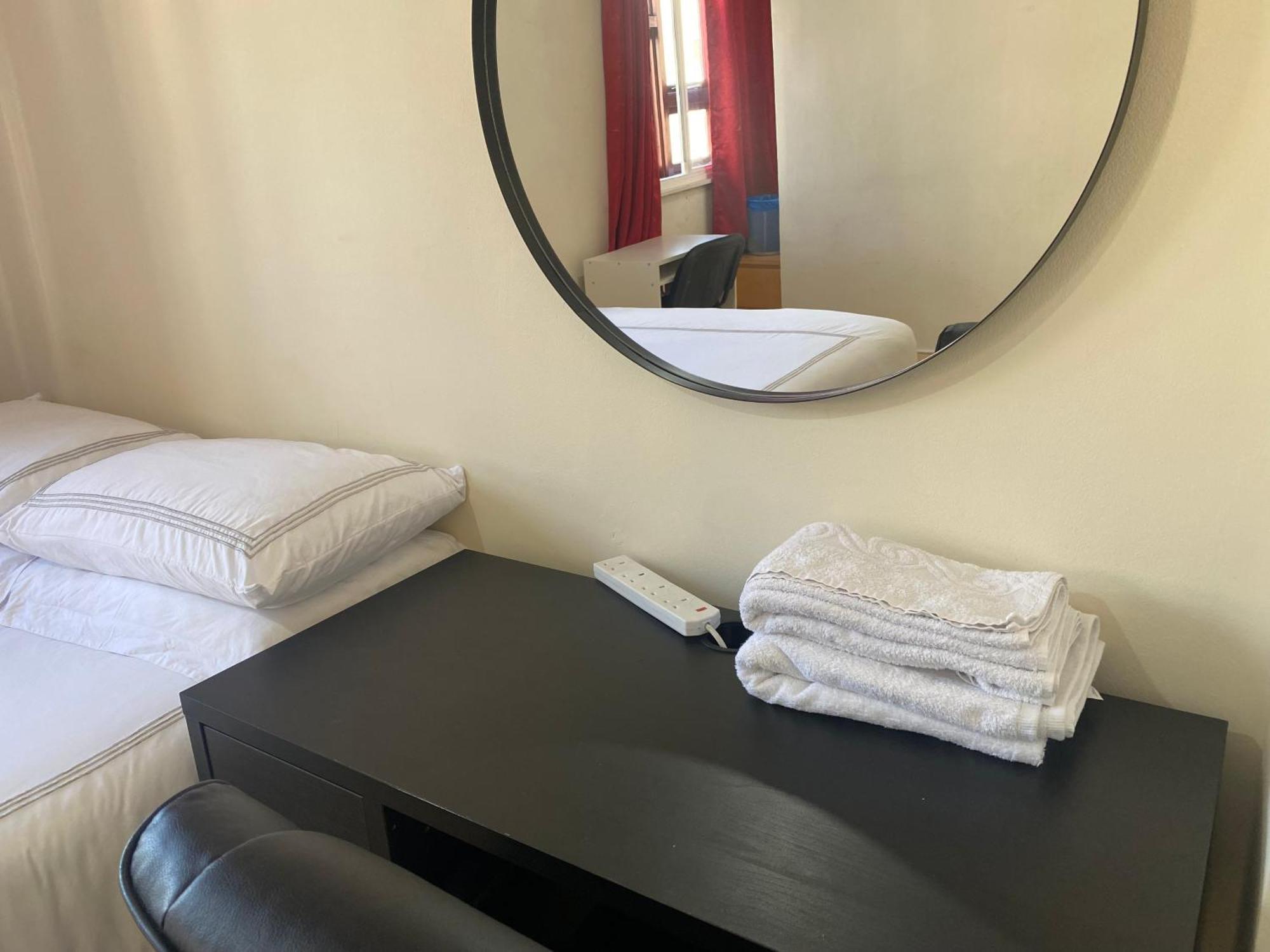 Accommodatie bij particulieren Cozy Private Near Cambridge Heath Station *