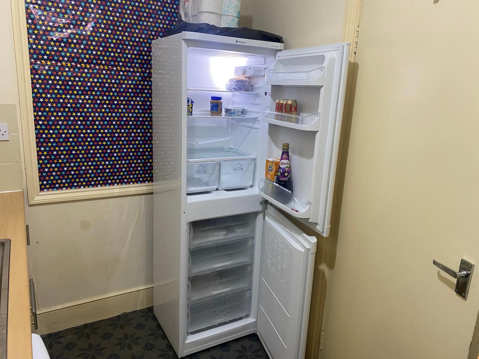 Cozy Private Near Cambridge Heath Station * Londen