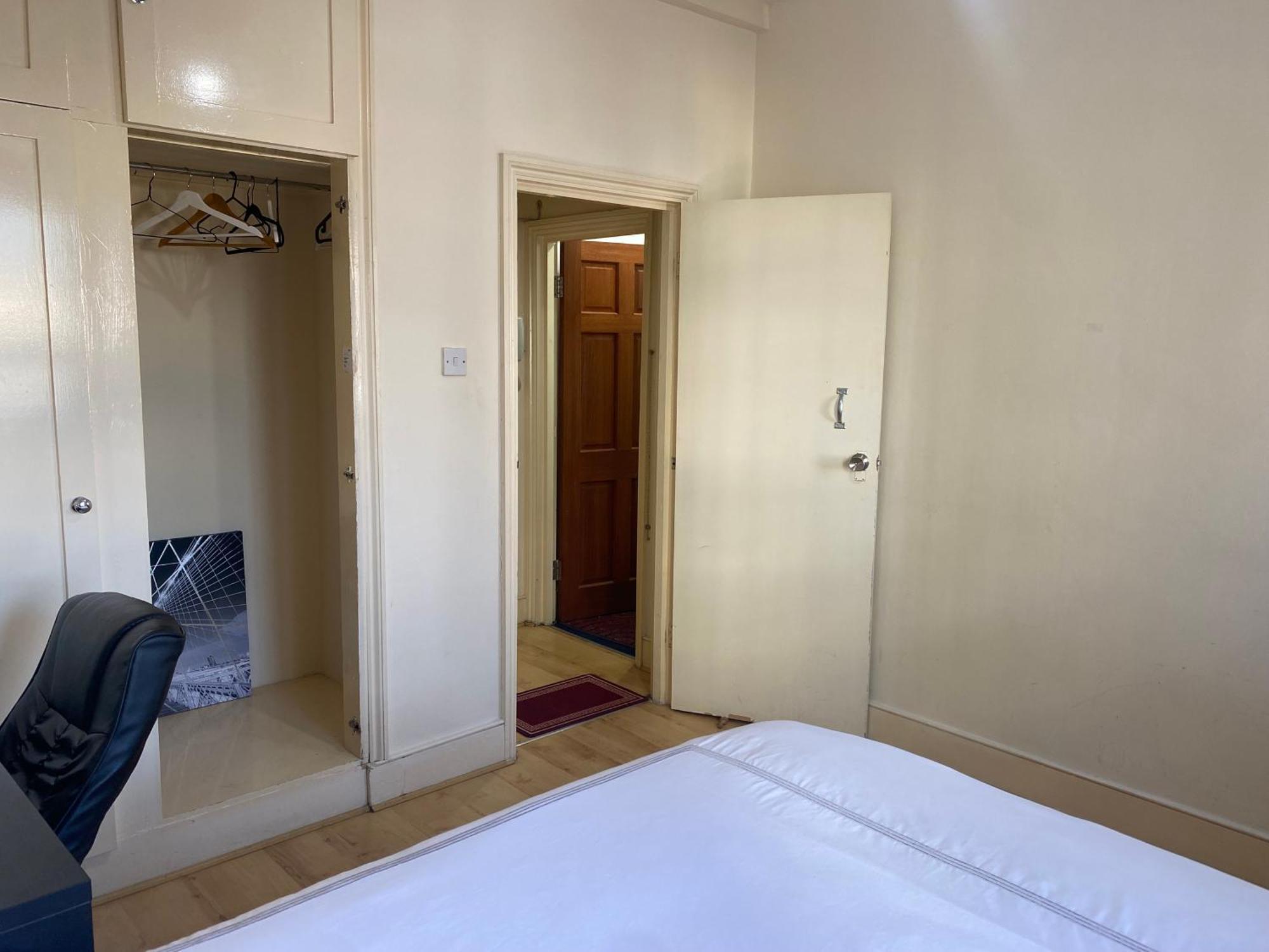 Accommodatie bij particulieren Cozy Private Near Cambridge Heath Station *